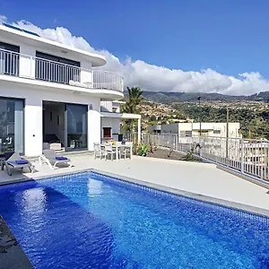 casa-dos-amores-by-mhm.madeira-islandshotels.com/