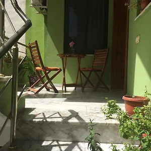 Friends House Albanien